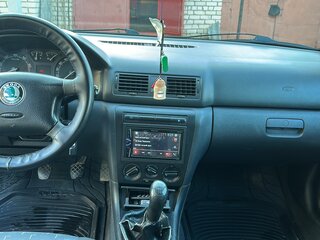 2006 Skoda Octavia I (A4) Рестайлинг, чёрный, 400000 рублей, вид 5