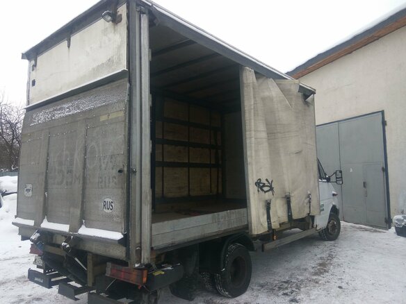 2004 Mercedes-Benz Sprinter, серебристый, 900000 рублей - вид 2