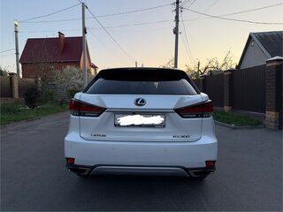 2020 Lexus RX 300 IV Рестайлинг, белый, 4300000 рублей, вид 5