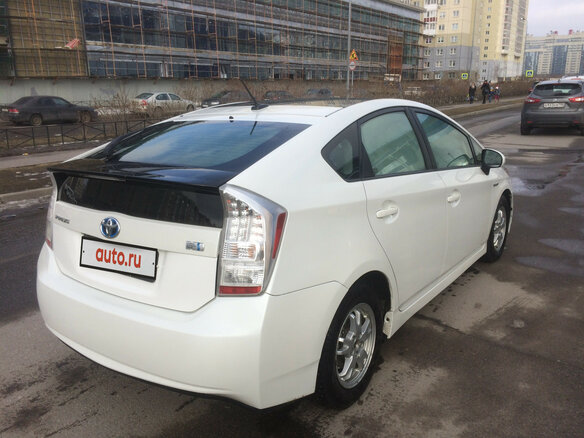 2009 Toyota Prius III (XW30), белый - вид 11