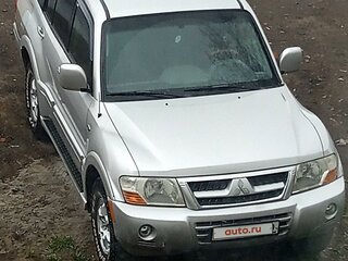 2002 Mitsubishi Montero III, серебристый, 1200000 рублей, вид 2