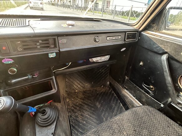 1996 Lada (ВАЗ) 2105, белый - вид 4