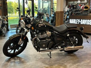 2026 Royal Enfield Super Meteor, зелёный, 773000 рублей, вид 1