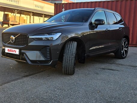 2021 Volvo XC60 II Рестайлинг, серый, 6200000 рублей, вид 1