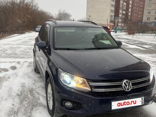 2013 Volkswagen Tiguan I Рестайлинг, синий, 1570000 рублей, вид 3