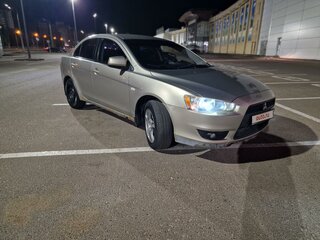 2007 Mitsubishi Lancer X, бежевый, 800000 рублей, вид 2