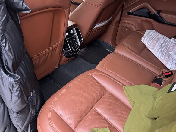2016 Porsche Cayenne S II Рестайлинг (958), чёрный, 5500000 рублей - вид 9