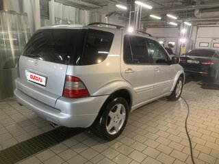 2001 Mercedes-Benz M-Класс AMG 55 AMG I (W163), серый, 1490000 рублей, вид 5