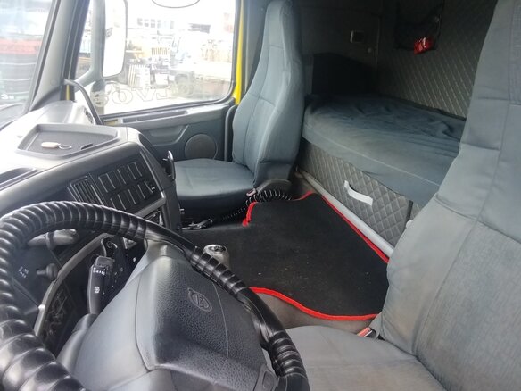 2012 Volvo FM, жёлтый, 2450000 рублей - вид 6