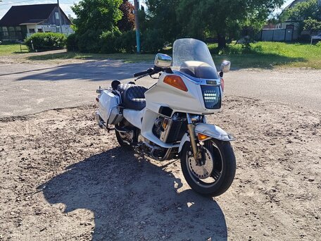1983 Yamaha Venture, белый, 320000 рублей, вид 4