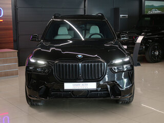 2024 BMW X7 40i I (G07) Рестайлинг, чёрный, 12599000 рублей, вид 2