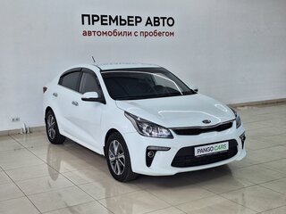 2019 Kia Rio IV, белый, 1370000 рублей, вид 3