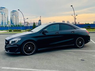 2013 Mercedes-Benz CLA 200 I (C117, X117), чёрный, 1850000 рублей, вид 3