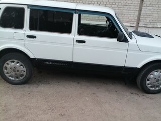 2017 Lada (ВАЗ) 2131 (4x4) I, белый, 430000 рублей, вид 3