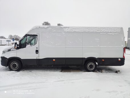 2019 Iveco Daily, белый, 2904189 рублей, вид 2
