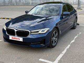 2020 BMW 5 серии 530i xDrive VII (G30/G31/G38) Рестайлинг, синий, 3999990 рублей, вид 3