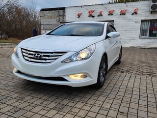 2010 Hyundai Sonata VI (YF), белый, 1200000 рублей, вид 1