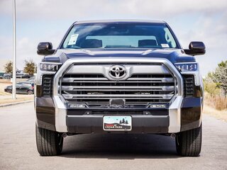 2025 Toyota Tundra CrewMax III, коричневый, 9254624 рублей, вид 2