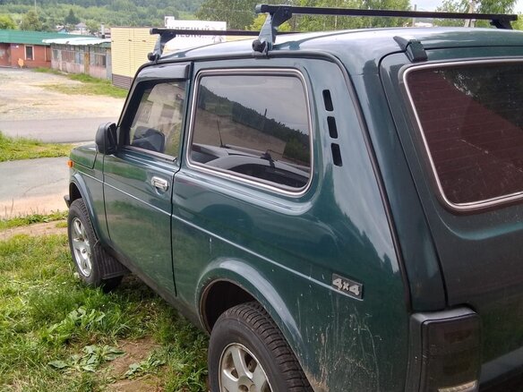 2011 Lada (ВАЗ) 2121 (4x4) I Рестайлинг, зелёный, 500000 рублей - вид 3