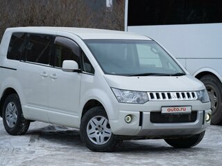 2015 Mitsubishi Delica D:5 I, белый, 1499000 рублей, вид 2