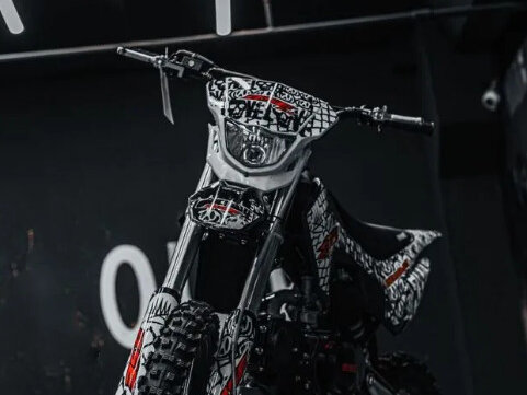 2025 BSE EX 125, чёрный, 86400 рублей - вид 2