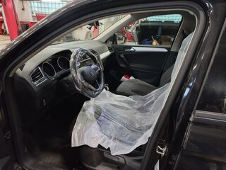 2021 Volkswagen Tiguan II Рестайлинг, чёрный, 2850000 рублей, вид 5