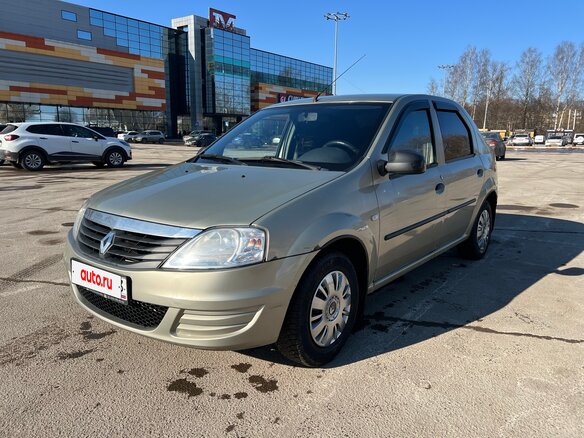 2011 Renault Logan I Рестайлинг, бежевый, 350000 рублей - вид 1