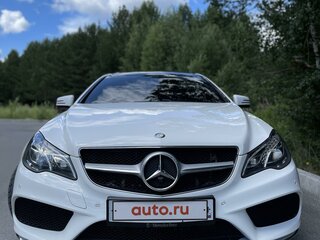 2015 Mercedes-Benz E-Класс 200 IV (W212, S212, C207) Рестайлинг, белый, 2700000 рублей, вид 3