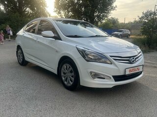 2014 Hyundai Solaris I Рестайлинг, белый, 1350000 рублей, вид 3