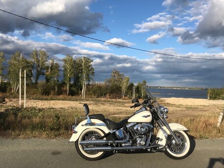 2014 Harley-Davidson Softail Deluxe, белый, 1550000 рублей, вид 1