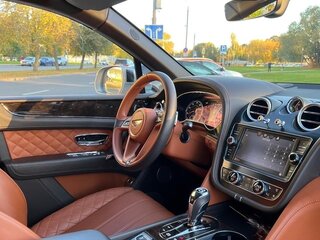 2016 Bentley Bentayga I, серебристый, 9990000 рублей, вид 4