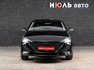 2021 Hyundai Solaris II Рестайлинг, чёрный, 1300000 рублей, вид 2