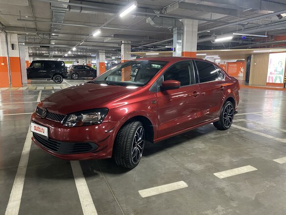 2014 Volkswagen Polo V, красный, 999999 рублей - вид 1