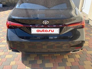 2023 Toyota Avalon V, чёрный, 3700000 рублей, вид 1