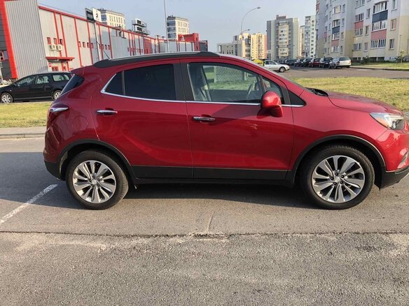 2019 Buick Encore I Рестайлинг, красный, 1574688 рублей - вид 2