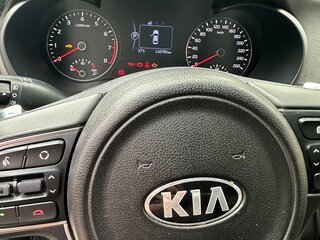 2017 Kia Optima IV, белый, 1850000 рублей, вид 4