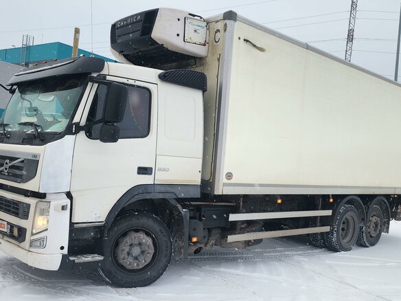 2012 Volvo FM, белый, 5500000 рублей - вид 1