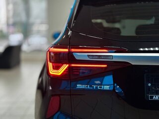 2021 Kia Seltos I, чёрный, 2399000 рублей, вид 2
