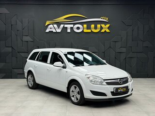 2011 Opel Astra H Рестайлинг, белый, 549000 рублей, вид 3