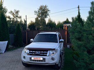 2012 Mitsubishi Pajero IV Рестайлинг 1, белый, 1890000 рублей, вид 1