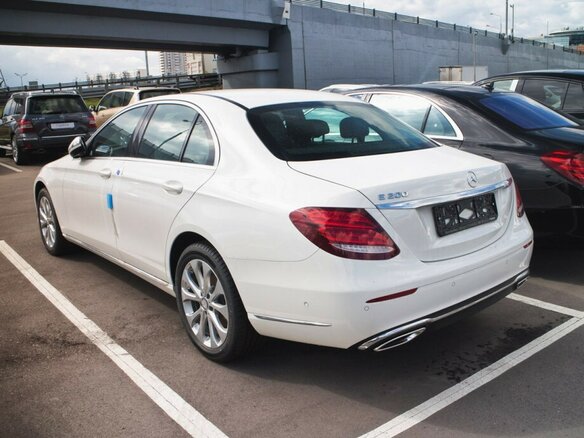 2016 Mercedes-Benz E-Класс 200 V (W213, S213, C238), белый, 3300000 рублей - вид 3