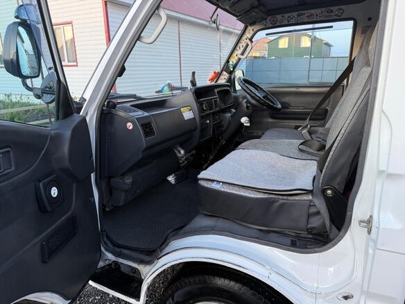 1999 Mazda Bongo IV, белый, 945000 рублей - вид 16