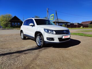 2013 Volkswagen Tiguan I Рестайлинг, белый, 1400000 рублей, вид 3