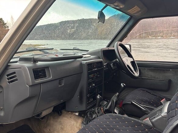 1992 Nissan Safari IV (Y60), серый, 1250000 рублей - вид 11
