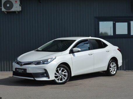 Toyota Corolla XI (E160, E170, E180) Рестайлинг 1