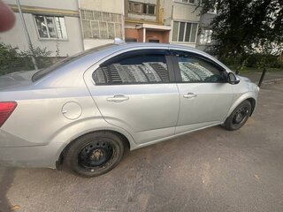 2014 Chevrolet Aveo II, серебристый, 390000 рублей, вид 5