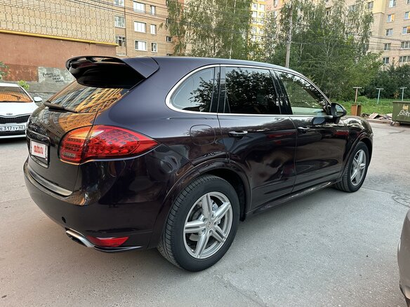 2012 Porsche Cayenne S II (958), фиолетовый, 1900000 рублей - вид 6