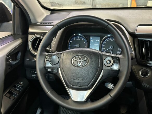 2016 Toyota RAV4 IV (XA40) Рестайлинг, чёрный - вид 18
