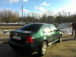 2000 Volkswagen Bora I, зелёный, 170000 рублей, вид 1