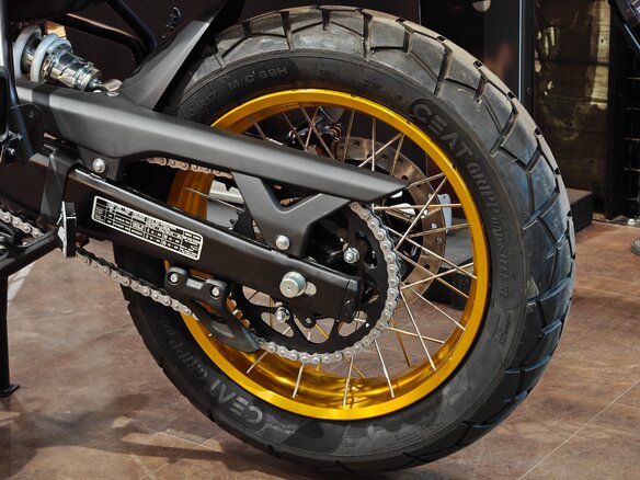 2025 Royal Enfield Himalayan, чёрный, 615000 рублей - вид 14